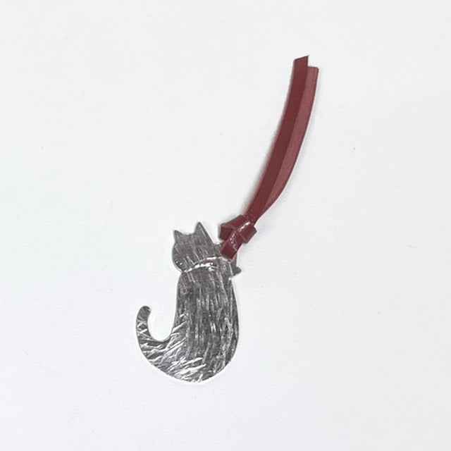 Pure silver bookmark animal?