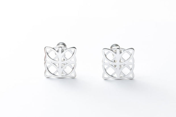 CHIKUEIDO jewelry earrings "Fayage [Nandina]"