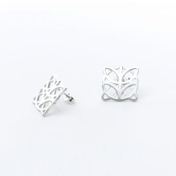 CHIKUEIDO jewelry　ピアス 「ファヤージュ【南天】」