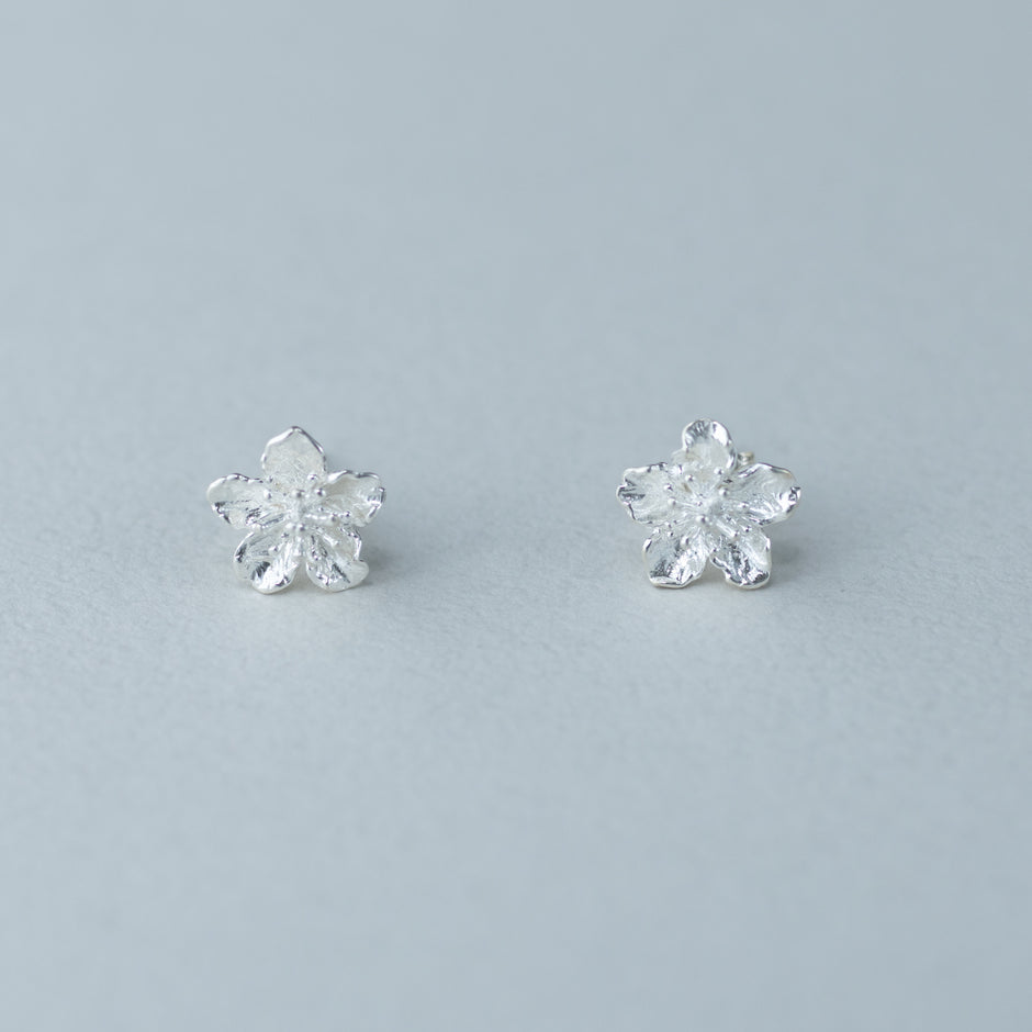 Peach Blossom Earrings [Season+]