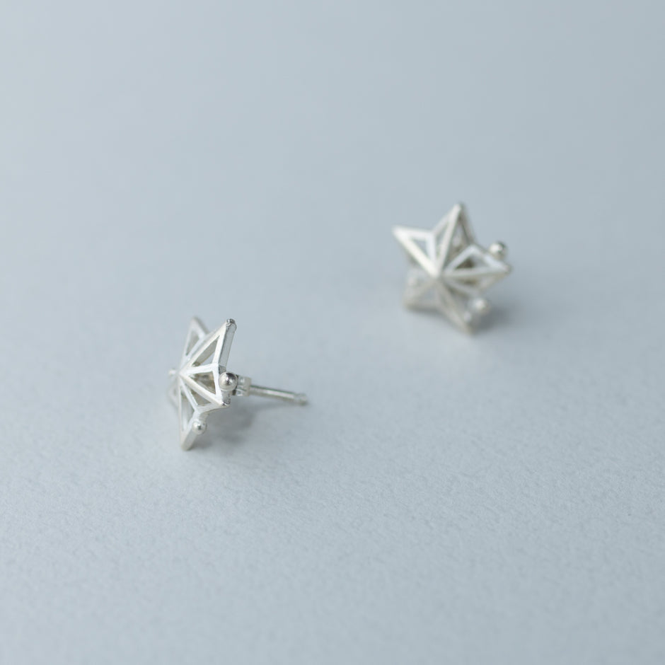 星 ピアス【候+】