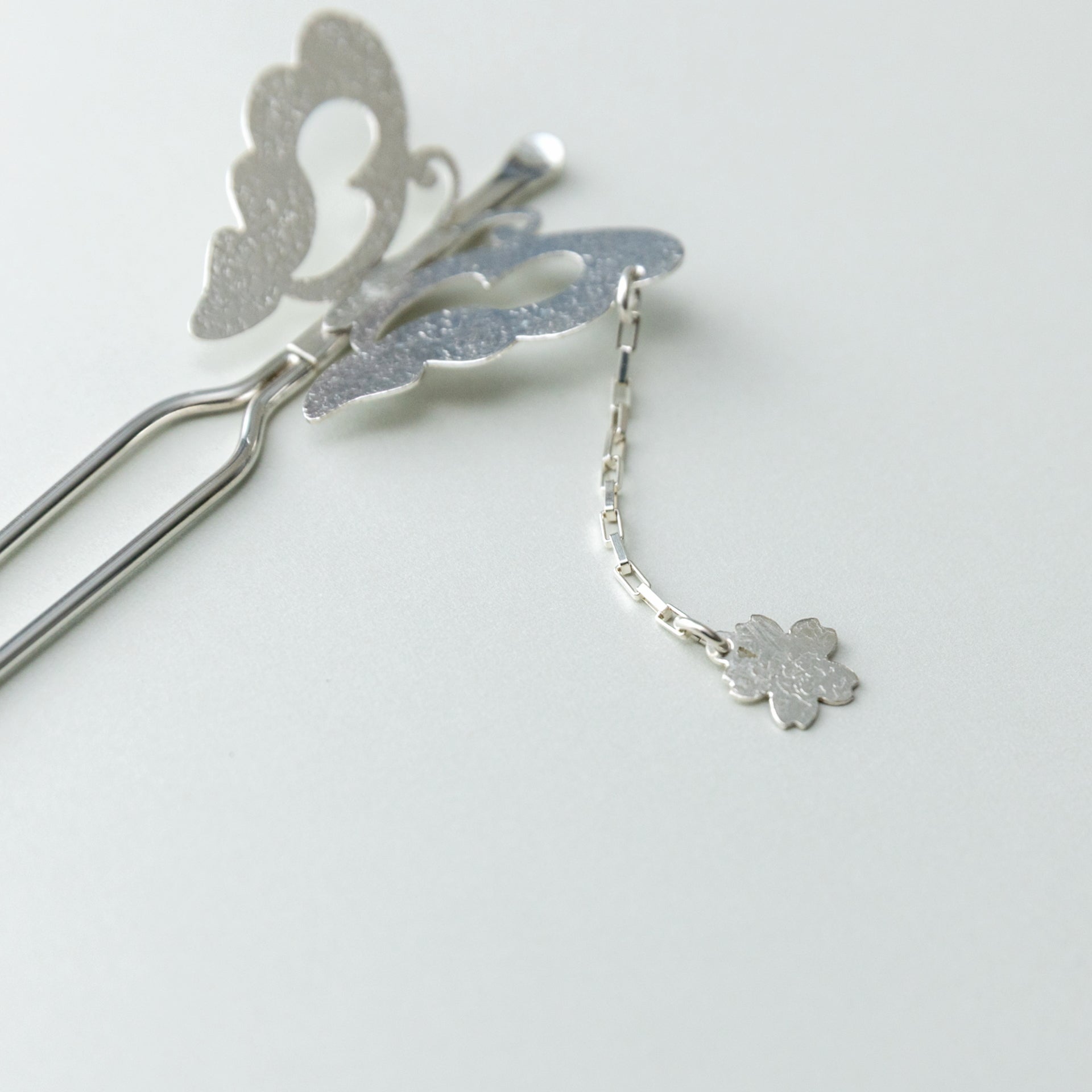 Decorative Hairpin Dancing Butterfly