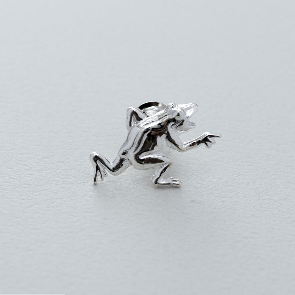 Pin Badge/Tie Tack Choju Giga Frog & Rabbit
