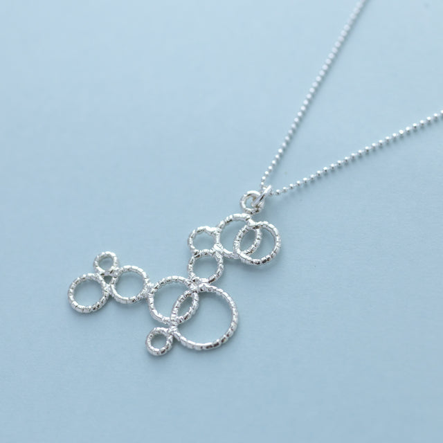 [Odds & Ends] Morning Mist Pendant
