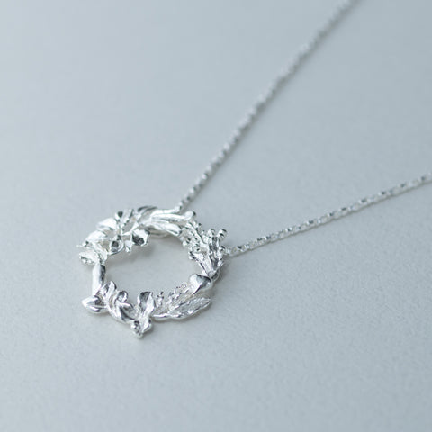 【候+】 銀製 ペンダント 七草