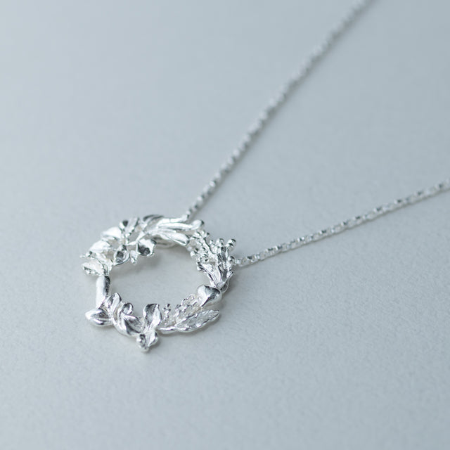 【候+】 銀製 ペンダント 七草