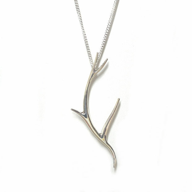 [Odds & Ends] Winter Tree Pendant