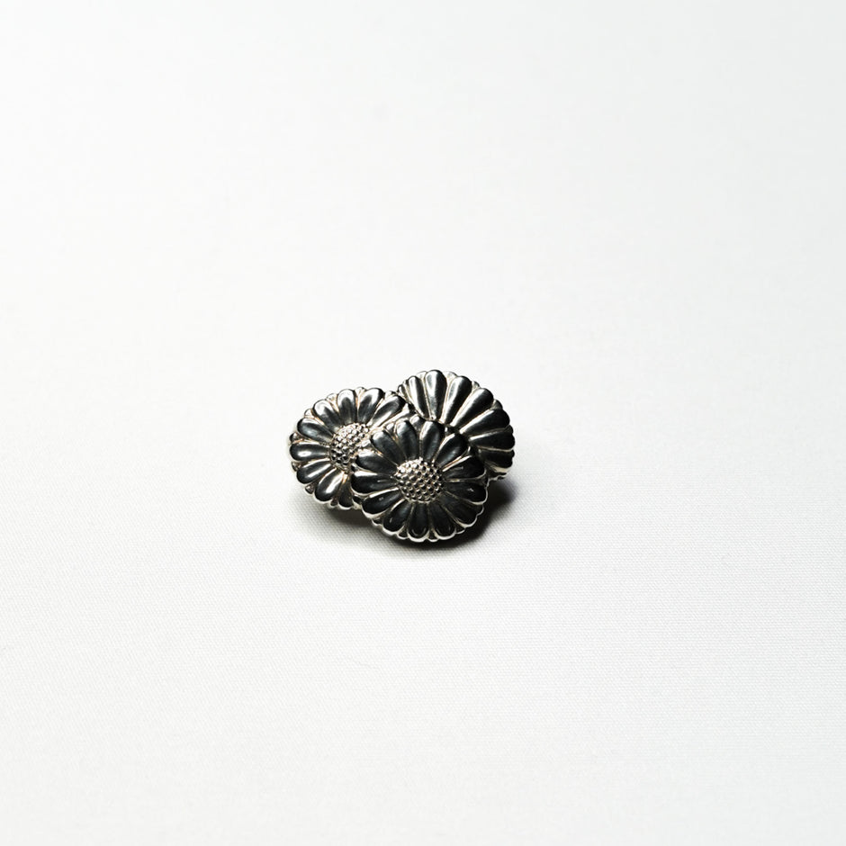 Silver Obidome Chrysanthemum