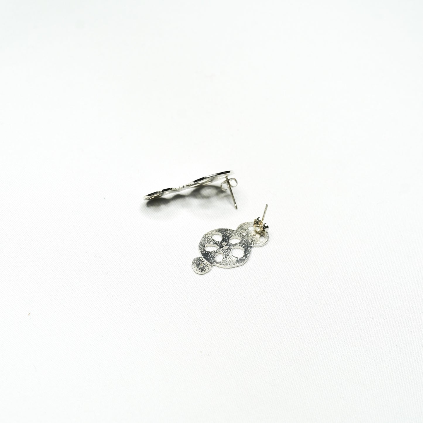 銀製 ピアス 蓮根