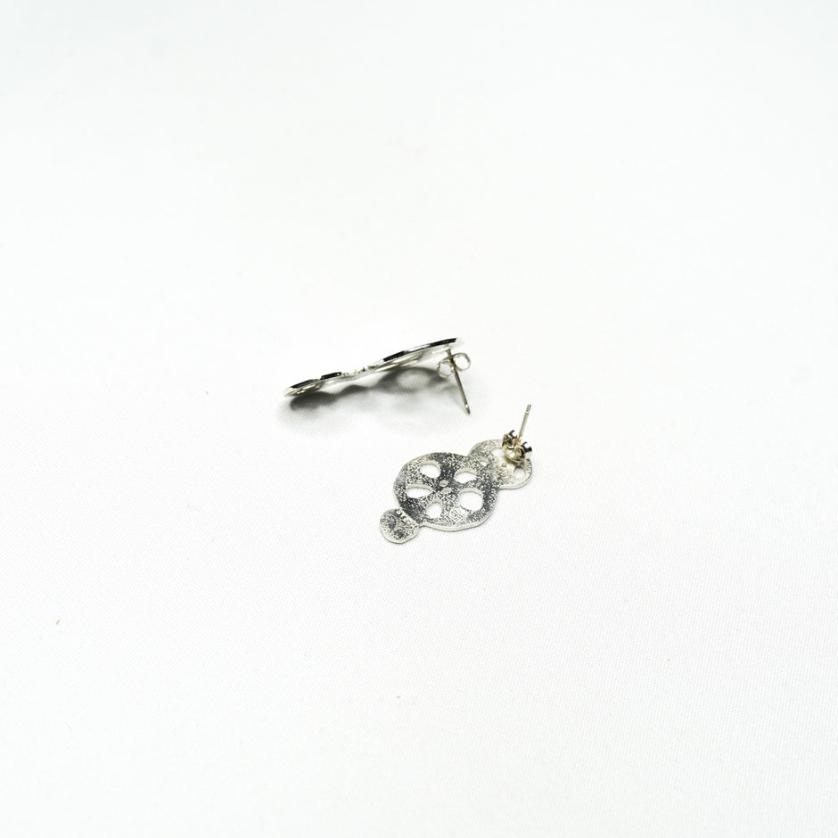 蓮根 ピアス
