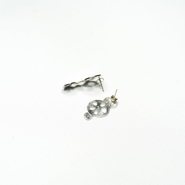 蓮根 ピアス
