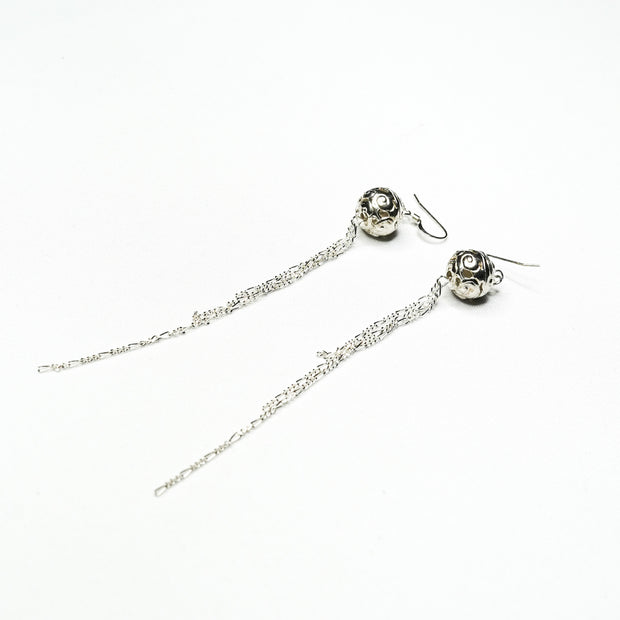 Silver earrings with cloud balls
